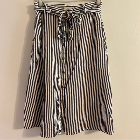 LOFT Dresses & Skirts - Loft Tie-Waist Midi Skirt